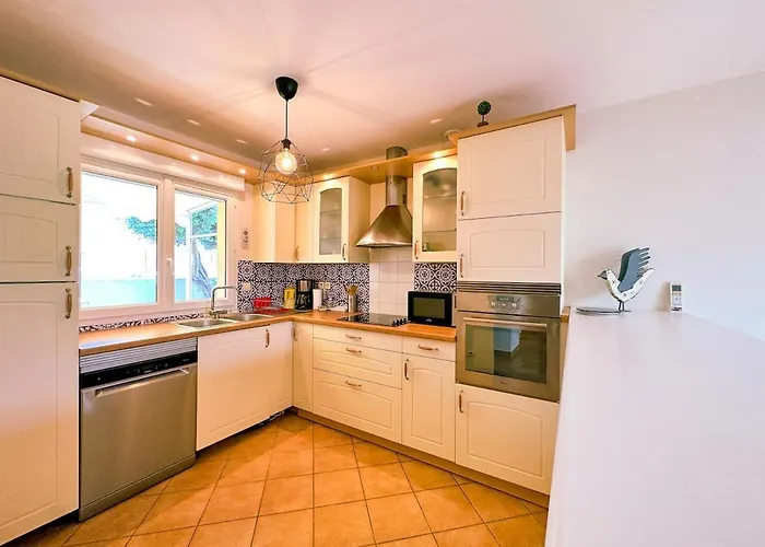 Dom wakacyjny Mediterranean Garden *